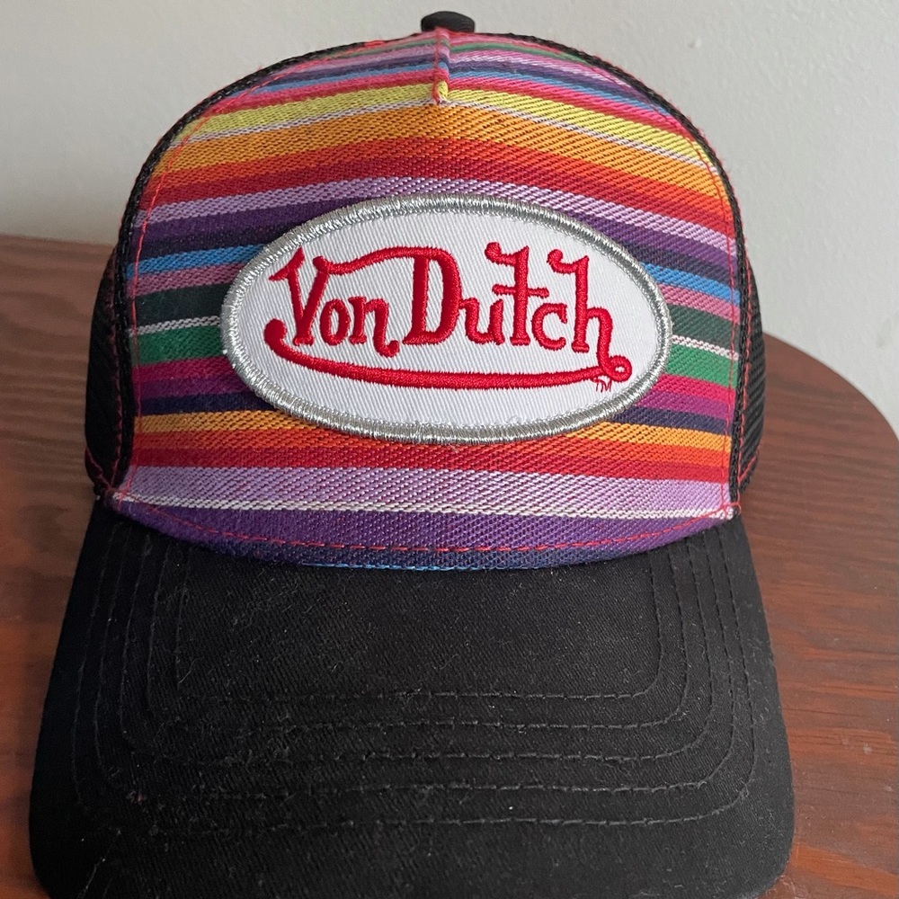 Von Dutch trucker hat